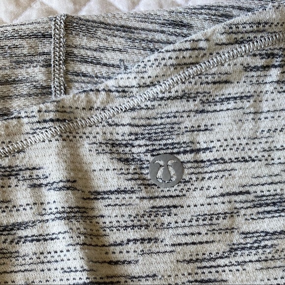 Lululemon crop tank top - Picture 4 of 4